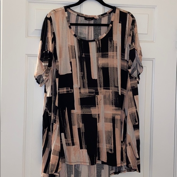 Tops - Trapeze styled blouse w/fun knotted sleeves plus